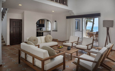 Gallery thumbnail Oceanfront Villa on the Caribbean Sea with 25 m of Private Beach