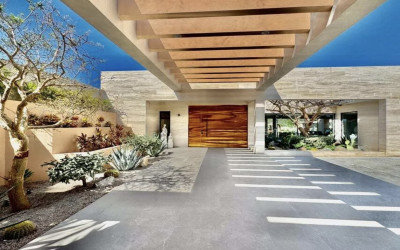 Gallery thumbnail Architecture that transcends luxury