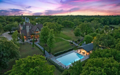 Gallery thumbnail Historic Tudor Estate in Oklahoma City – Timeless Elegance Meets Modern Luxur